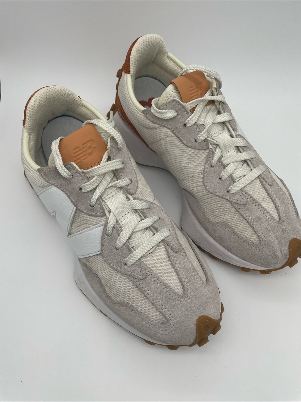 New Balance Retro Cream studded sole oversized N logo Runner Sneakers nurse W8